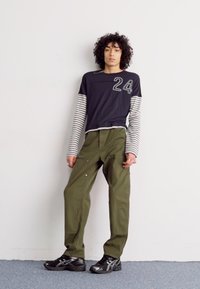 Thumbnail Image 2