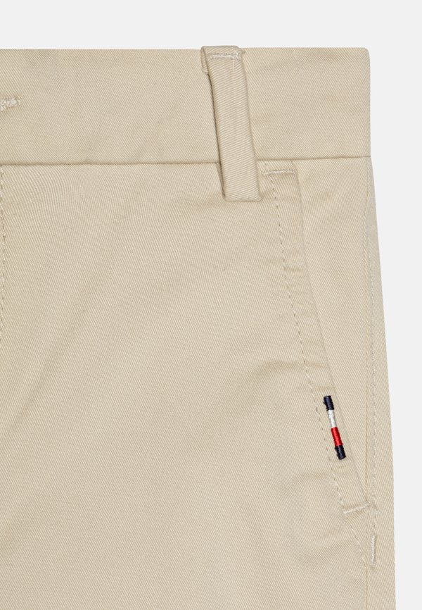 Chinos - classic beige3