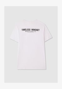 Non selezionato, bianco ottico