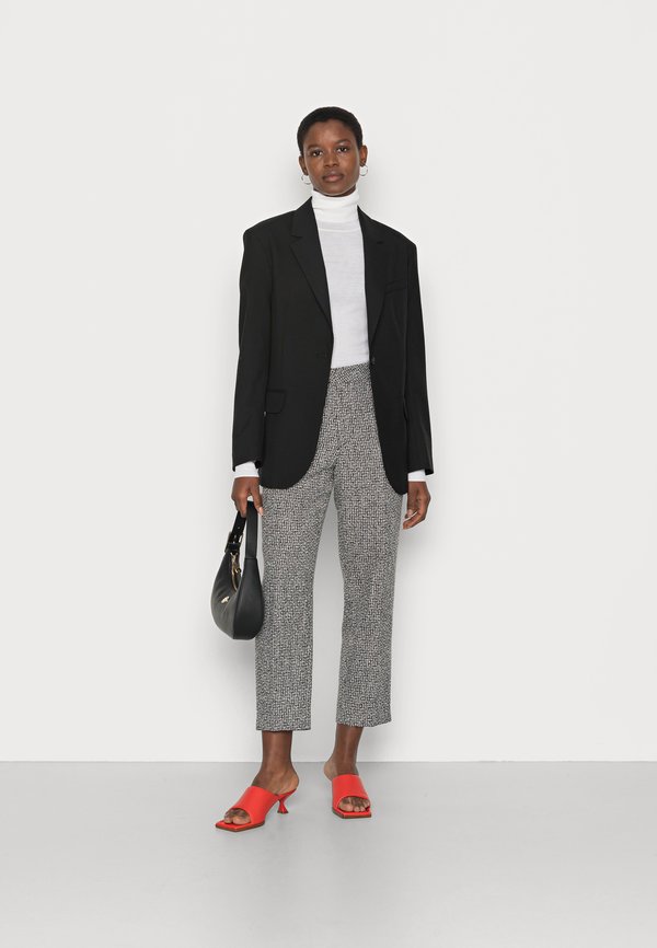 SIERRA DAILY - Jumper - ivory shade2