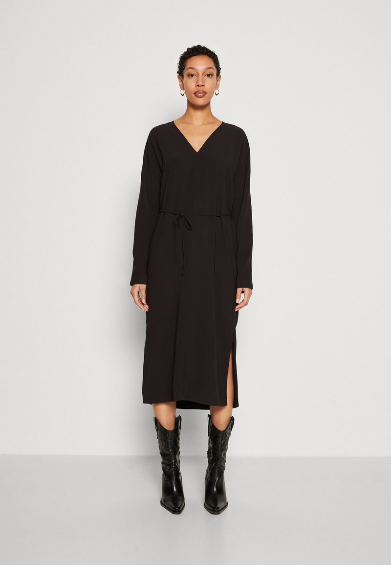 Calvin Klein STRUCTURE V NECK DRESS - Denní šaty - black