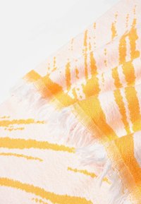 Thumbnail Image 5