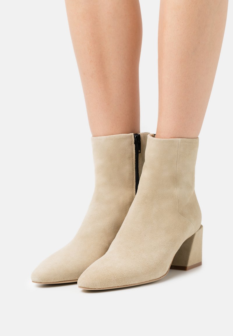 Furla BLOCK BOOT Classic ankle boots juta/sand Zalando.de