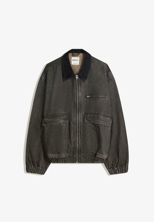 Donkergrijze denimjack met een zwarte corduroy kraag, elastische manchetten, twee zijzakken en een ritszak op de borst. Gestructureerde stof.