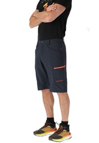 Swedemount GLITTERTIND - Ulkoshortsit - charcoal orange