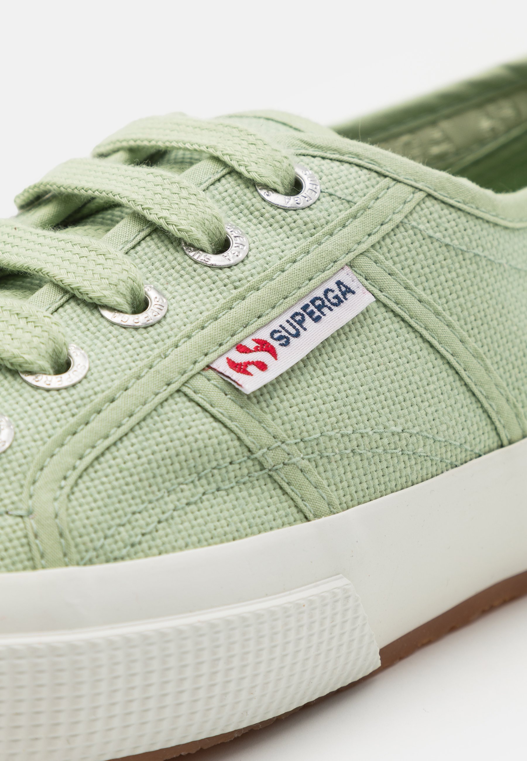 superga verte