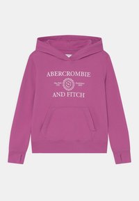 Paarse hoodie met een voorkruiszak, met witte tekst: "ABERCROMBIE AND FITCH." Bevat een trekkoord capuchon en geribde manchetten.