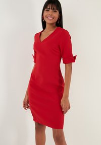 LELA REGULAR FIT - Cocktailkjole / festkjole - red
