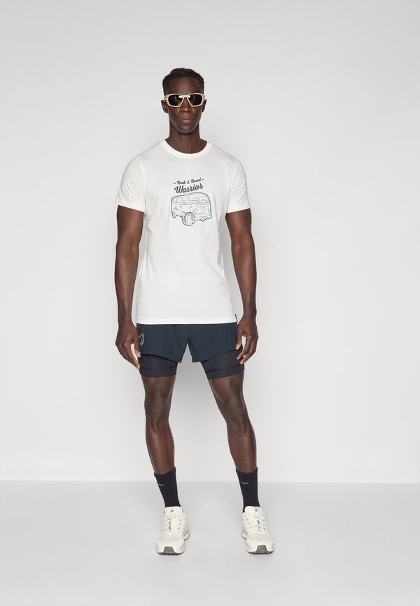 VAN - Print T-shirt - chalk2