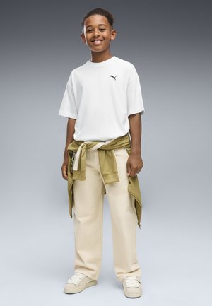Puma, ESSENTIALS OVERSIZED T-SHIRT - T-shirt basique - white
