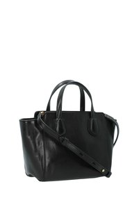 Borsa a tracolla in pelle nera con due manici superiori, una tracolla rimovibile e una forma strutturata. Texture liscia e dettagli in hardware dorato.