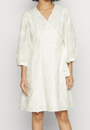 Robe de jour - white