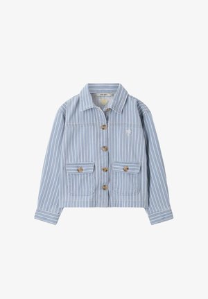 Veste en denim bleu clair avec des rayures blanches verticales, des boutons marron sur le devant, deux poches à rabat boutonnées, et une petite broderie de palmier sur la poitrine.