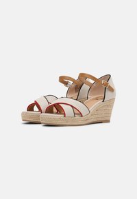 s.Oliver Sandali con plateau - grey