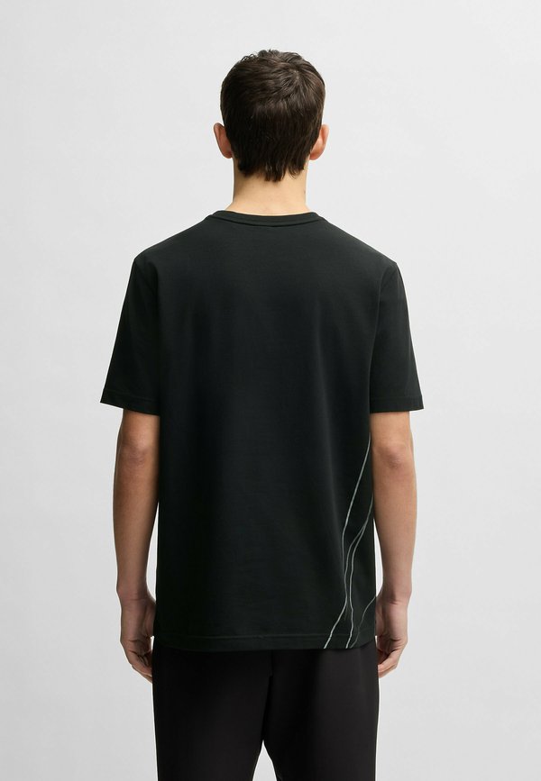 BEETLE - Print T-shirt2