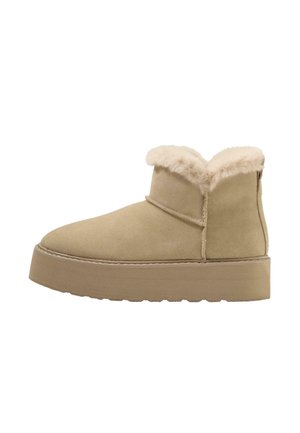 Snowboots  - light brown