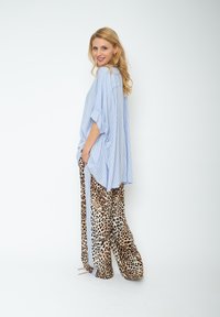 Emily van den Bergh Hemdbluse - blue white stripe