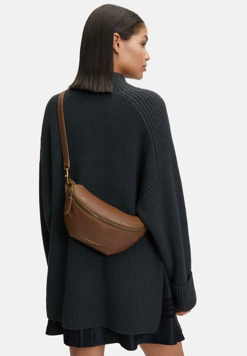 Liebeskind Berlin TAVIA AUS WEICHEM - Bum bag - karamell