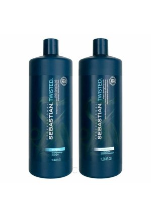Zwei dunkelblaue Flaschen Sebastian Twisted Shampoo und Conditioner, jeweils 1 L, mit Etiketten in weißem und hellblauem Text.