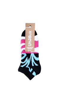 Farverige sneakersokker med et design i sort, pink, hvid og blå med abstrakte mønstre. Inkluderer et brunt papmærke. Størrelse 36-40.