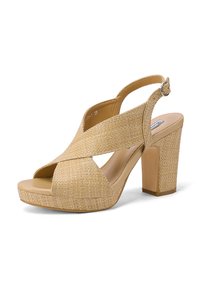 Sandalias de tacón de lienzo beige con un diseño de tiras cruzadas, punta al aire y un robusto tacón cuadrado. Material texturizado y correa en el tobillo ajustable.