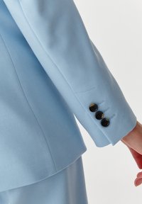 TATUUM ADRIANNA - Blazer - sky blue