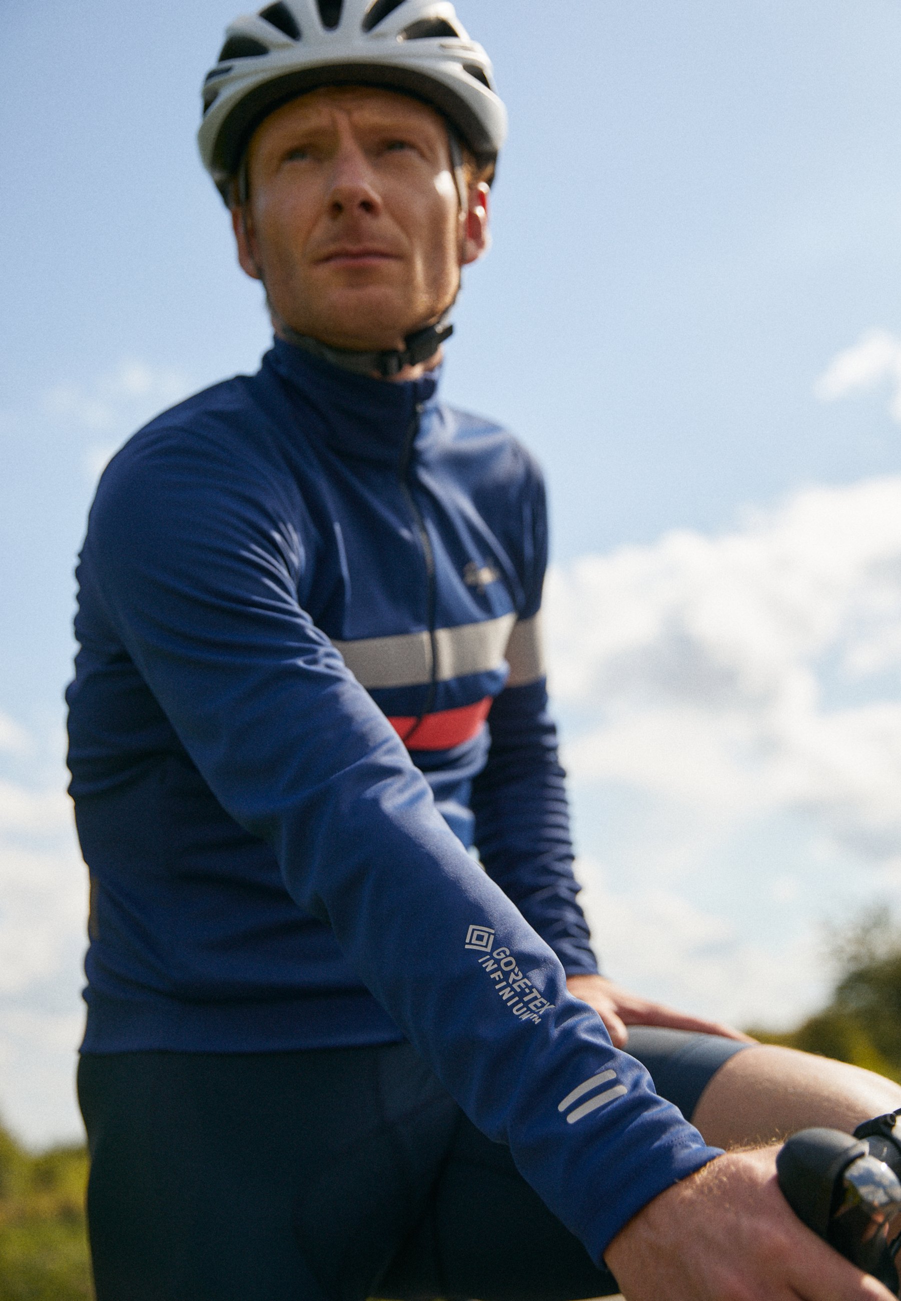 Rapha MENS BREVET LONG SLEEVE GORETEX INFINIUM - Maillot de ciclismo -  navy/hi vis pink/azul marino 