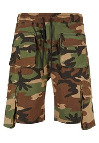 Camo cargo shorts i grøn, brun og tan. Har en elastisk talje med snor, flere sidelommer og en løs pasform.