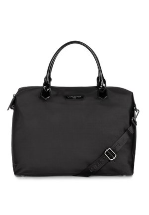 Borsa a mano in nylon nero dal design elegante, con manici in pelle lucida e tracolla rimovibile. Include un'emblema del marchio.