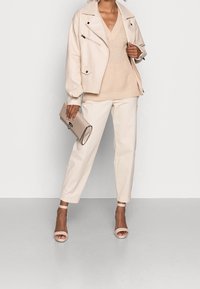 Saint Tropez Stickad tröja - off-white