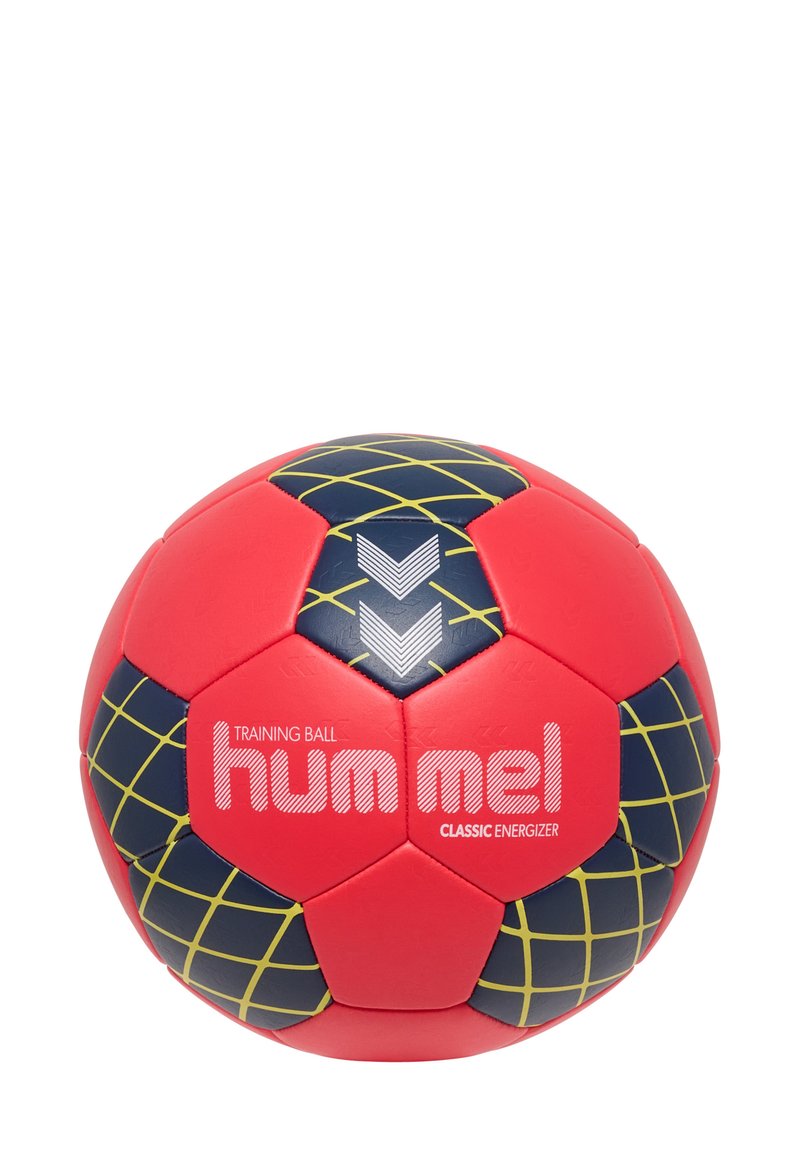 Röd och marinblå träningsboll med en strukturerad yta, med gula rutmönster och vit "hummel"-logotyp, rund form.