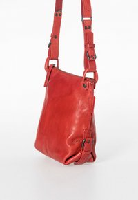 Aunts & Uncles MRS CHOCOLATE COOKIE - Umhängetasche - cranberry