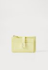 FLOW CARD CASE - Portafoglio - freesia