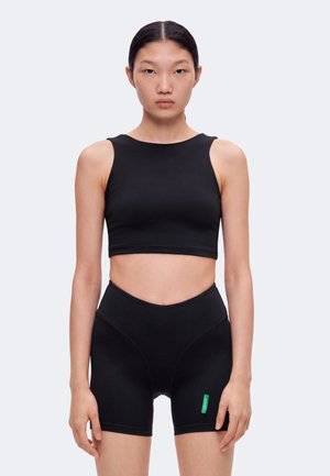 District Vision, HIGH NECK BRA - Športová podprsenka s vysokou podporou - black
