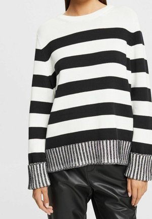 Sweter