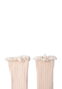 Calze alte fino al ginocchio realizzate in tessuto morbido a coste di colore rosa chiaro, con un bordo superiore arricciato in pizzo per un tocco di dettaglio.