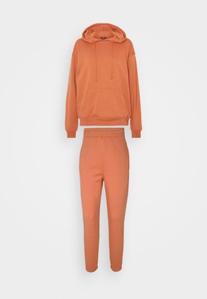 HOODIE SET - Hoodie - rust