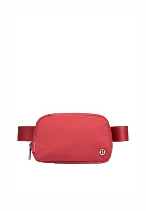 lululemon EVERYWHERE BELT BAG - Borsetă - desert red