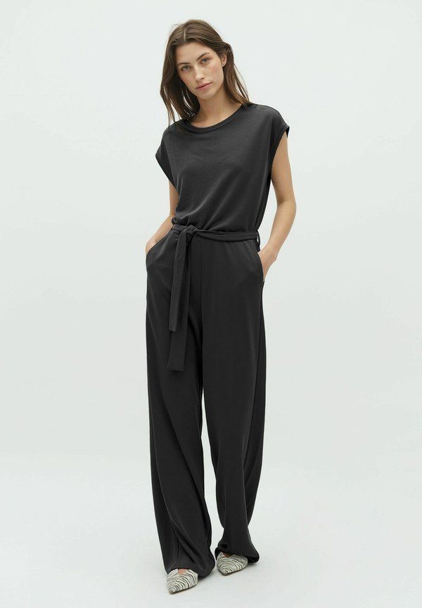LOOSEY-M - Jumpsuit