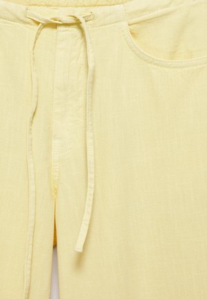 PULL&BEAR, DRAWSTING STRAIGHT-LEG - TROUSERS - Broek - yellow