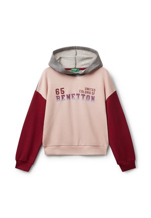 Felpa con cappuccio per bambini con corpo beige, maniche borgogna, cappuccio foderato grigio e testo "65 United Colors of Benetton" sul davanti.