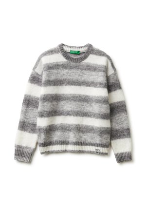 Grau-weiß gestreifter Pullover aus weichem Stoff, mit rundem Ausschnitt, gerippten Bündchen und einem Etikett an der unteren linken Seite.