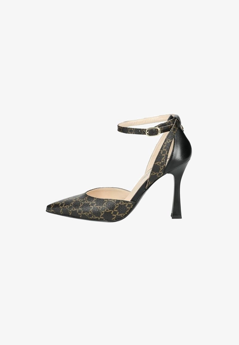 Zwart en gouden gepatenteerde leren high heel schoen met een spitse neus, enkelband met gesp en een gestructureerd patroon op het bovenoppervlak.