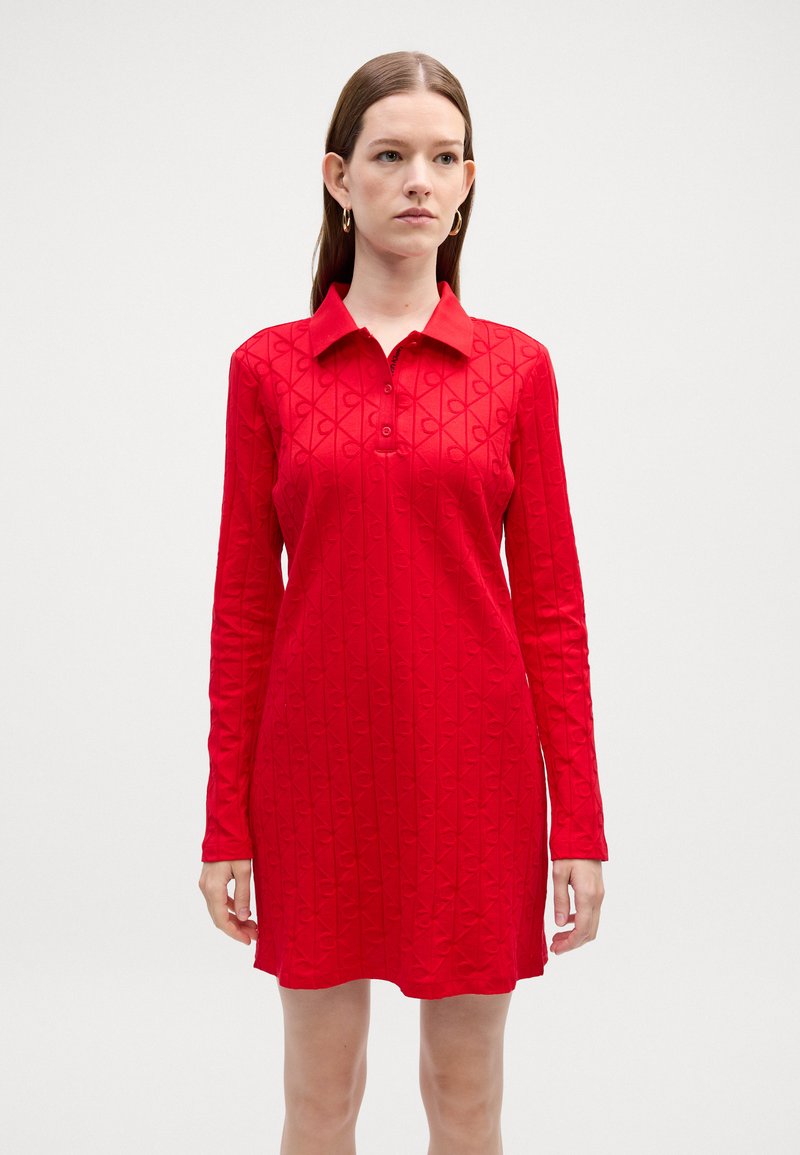 Calvin Klein Jeans POLO DRESS - Denní šaty - berry sangria