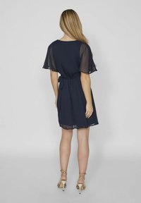 VILA KURZARM - Jurk - navy blazer