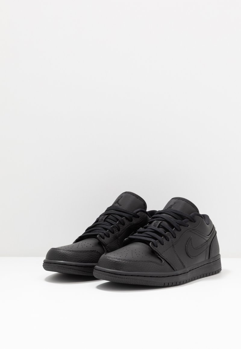 Chaussures basses Homme Nike AIR JORDAN 1 LOW Noir Sport 2000