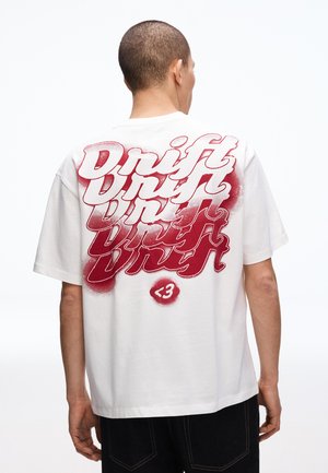 - T-shirt z nadrukiem