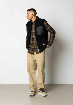 Fat Moose WOOD - Waistcoat - black