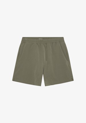 Shorts con fascia elastica color verde oliva, dotati di tasche laterali e del delicato logo "NN-07" sulla parte inferiore della gamba destra.