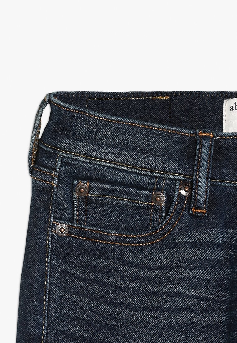 Abercrombie & Fitch Jeans slim fit blue denim Zalando.no Abercrombie & Fitch Jeans slim fit - blue denim